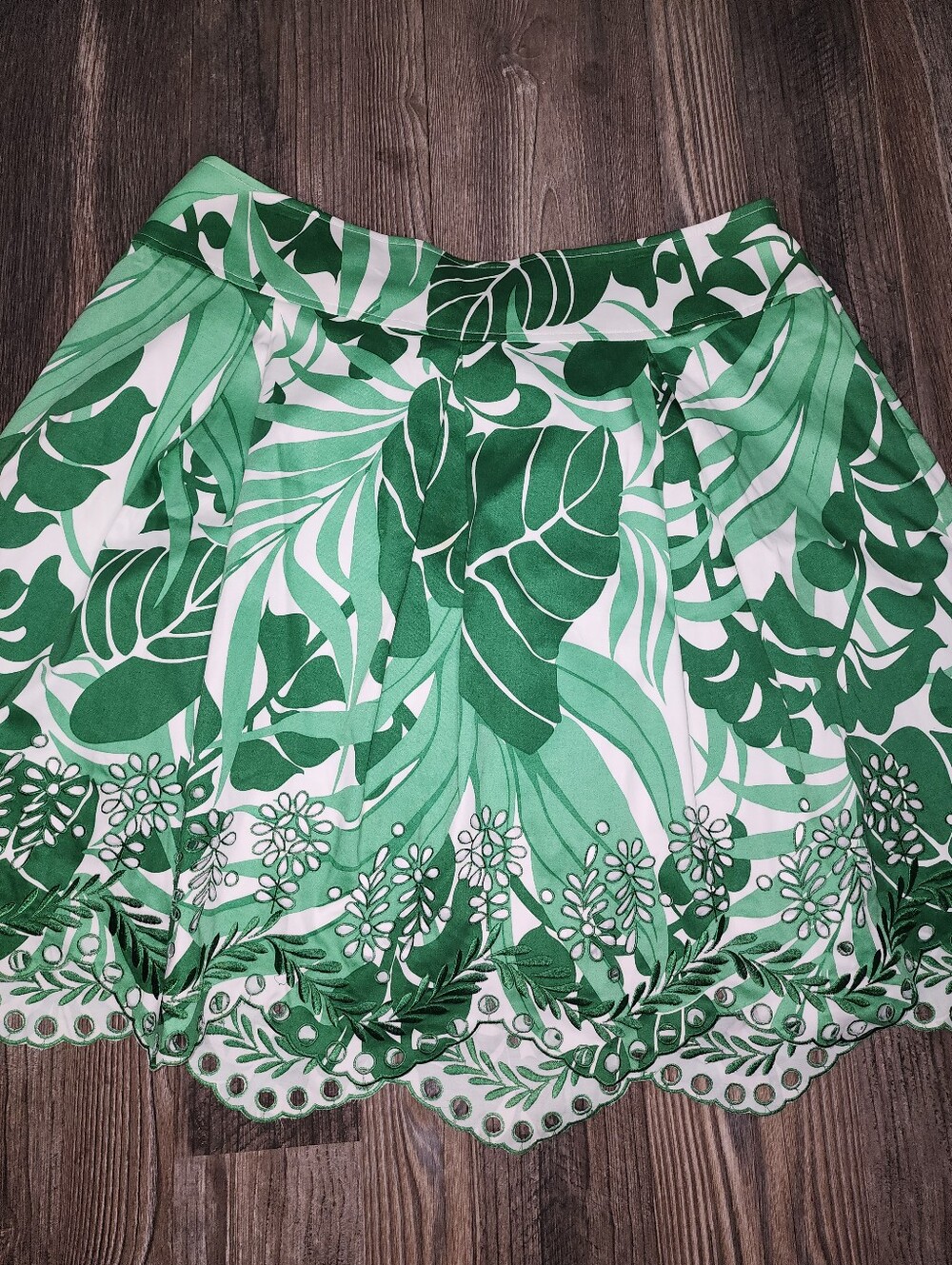 Women's Aline Skirt Sz 18 Green White Palm Leaves Scalloped Hem Eyelet Tropical